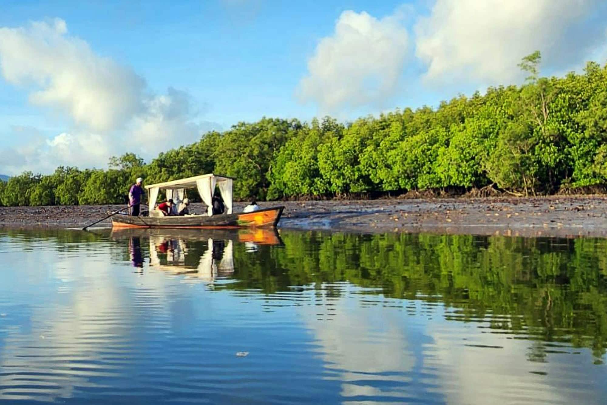 Visite du village de Ko Lanta avec excursion en bateau et cours de cuisine