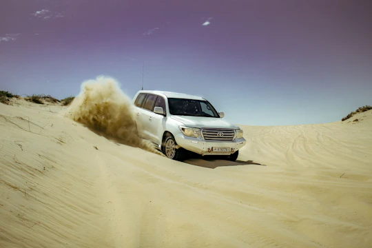 Inland Sea Desert Safari Adventure in Qatar with 4X4