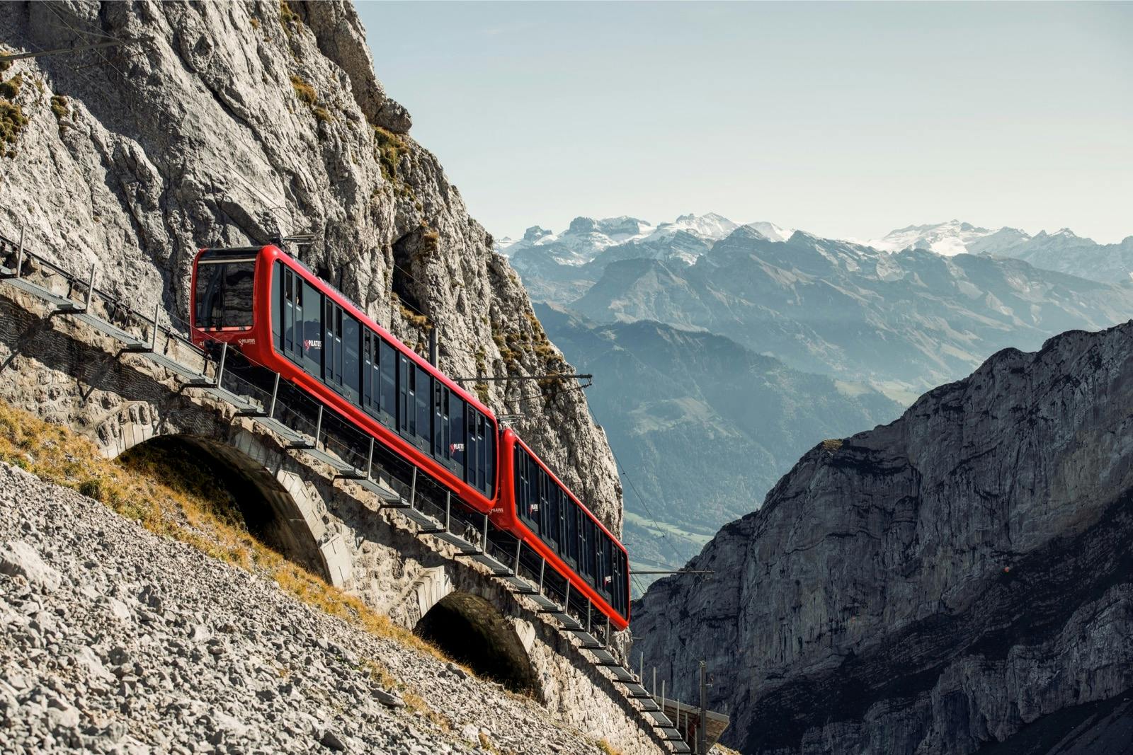 Mt. Pilatus self-guided golden roundtrip from Lucerne with boat cruise