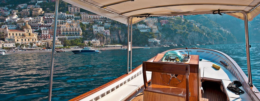 Tour in barca di un'intera giornata sulla Costiera Amalfitana da Positano in piccoli gruppi
