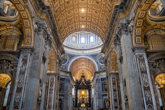 Visita guidata alla Basilica di San Pietro e alla Cupola con colazione