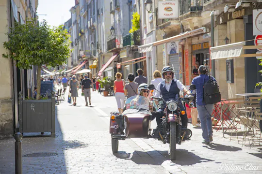 Visite en side-car rétro classique au départ de Tours