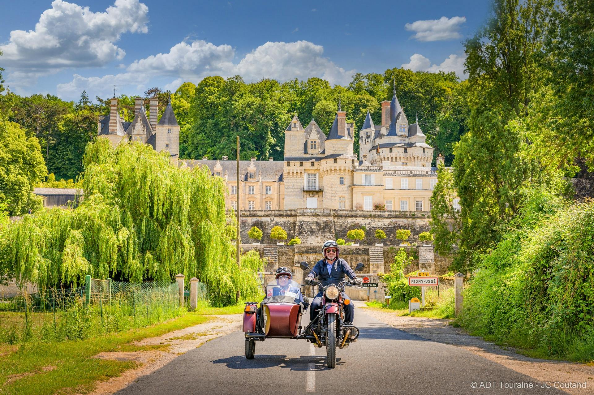 Tour de sidecar em metade de um dia pelo Vale do Loire saindo de Tours