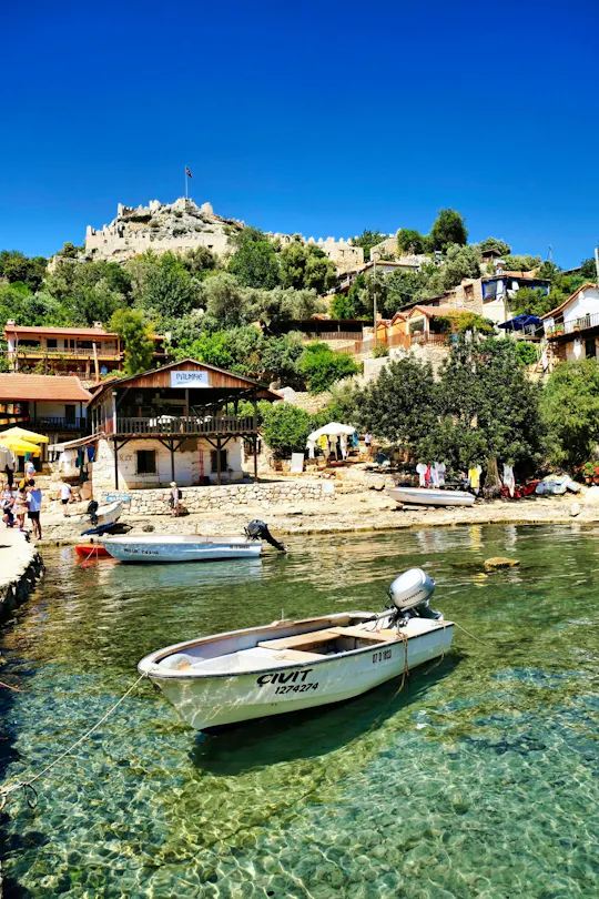 Tour privato di Demre, città sommersa di Kekova e tombe rupestri di Limyra