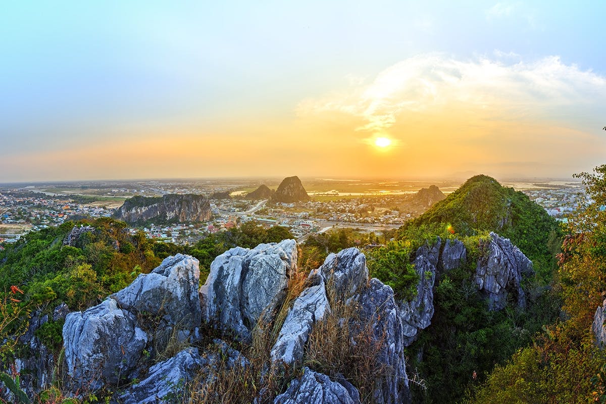 Marble Mountain und Hoi An Nachttour ab Da Nang