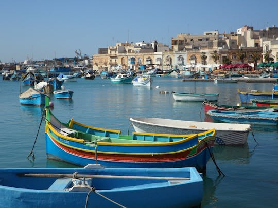 Half-Day Guided Tour in Malta and Transfer for 4-8 People