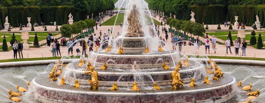 Último acceso a Versalles con espectáculo en las fuentes o jardines