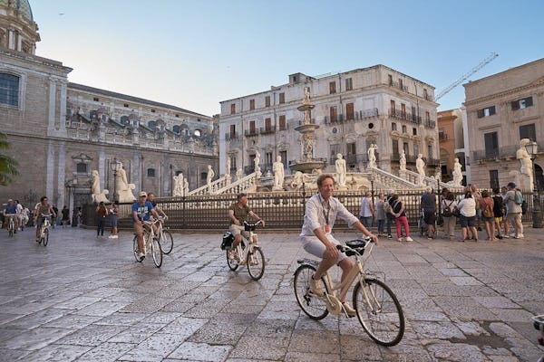 Tour de 3 horas en bicicleta por Palermo con degustación de comida callejera