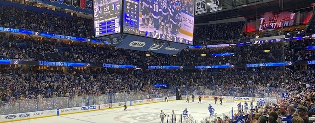 Match de hockey sur glace du Lightning de Tampa Bay à l'Amalie Arena