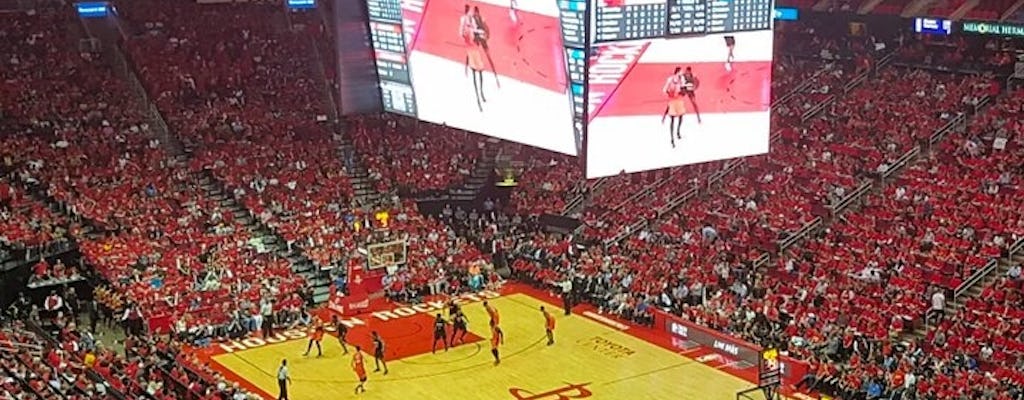 Partita di basket degli Houston Rockets al Toyota Center