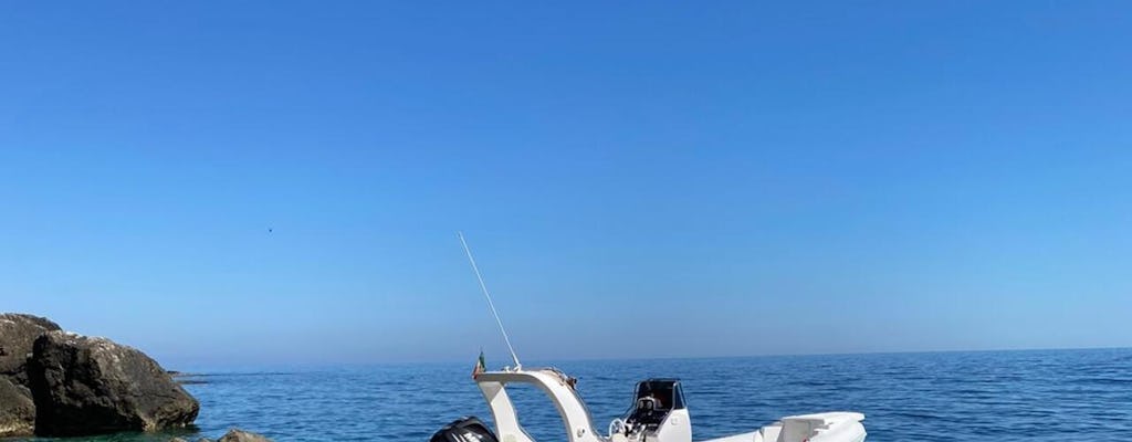 Całodniowa wycieczka pontonem po wyspach Favignana i Levanzo z Trapani