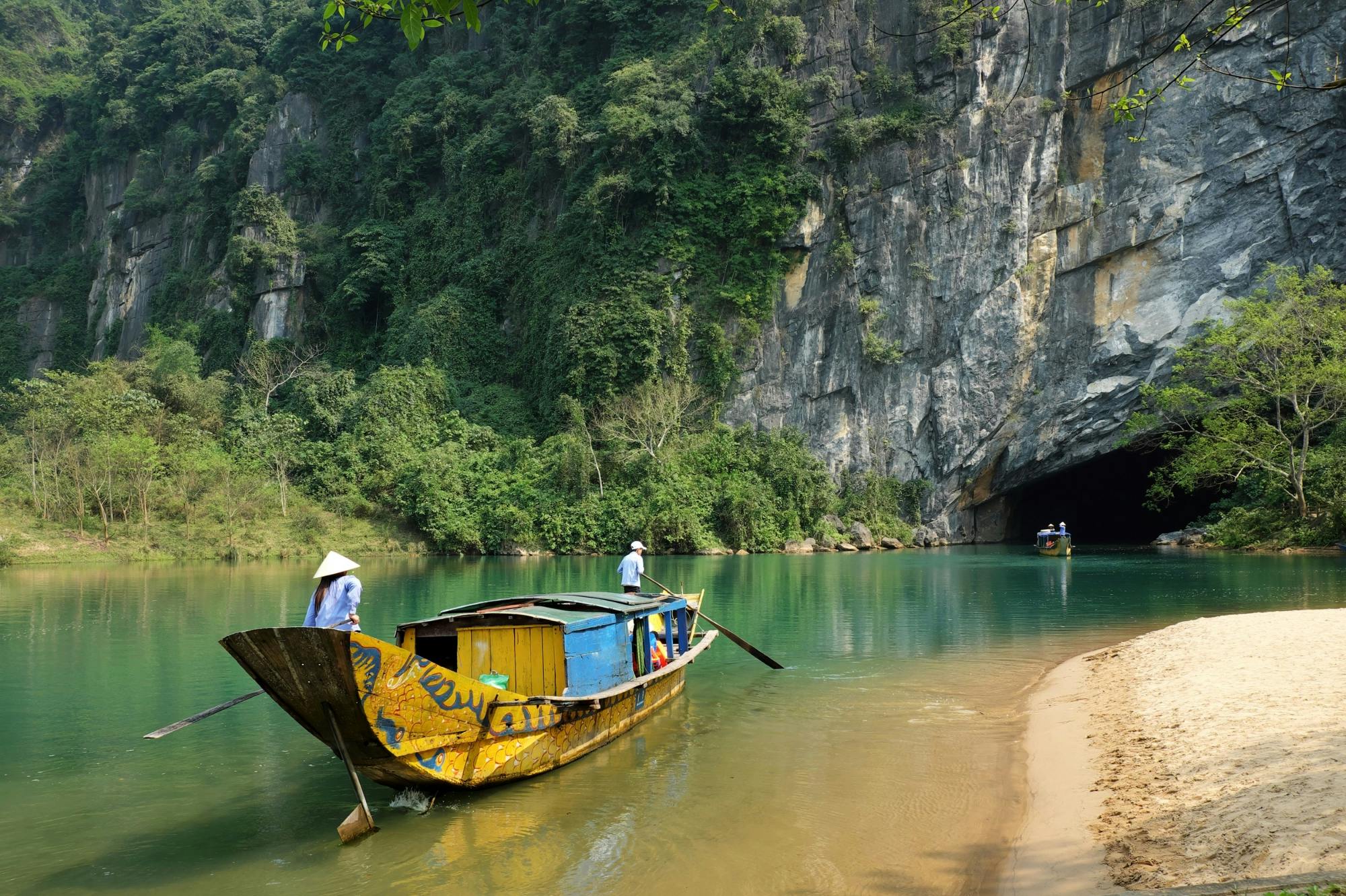 Phong Nha Cave, Paradise Cave Discovery Tour from Hue Musement