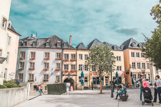Luxembourg City Walking and Wine Tasting Tour