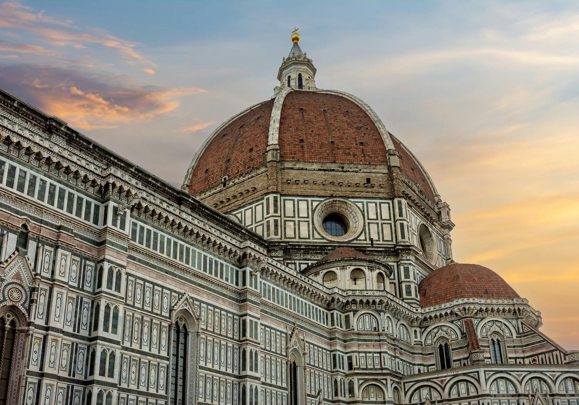 Ekskluzywna wycieczka po godzinach pracy katedry we Florencji obejmująca prywatne tarasy