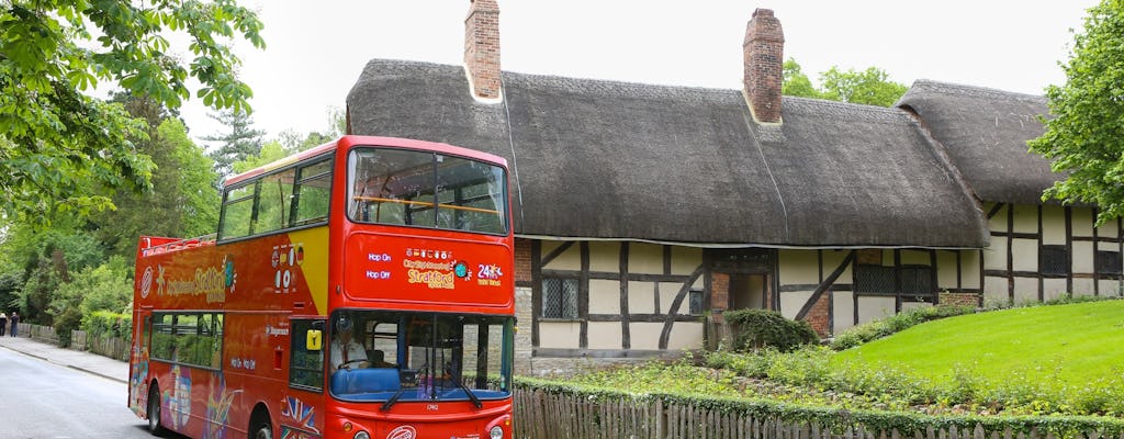City Sightseeing hop on, hop off-bustour door Stratford-upon-Avon