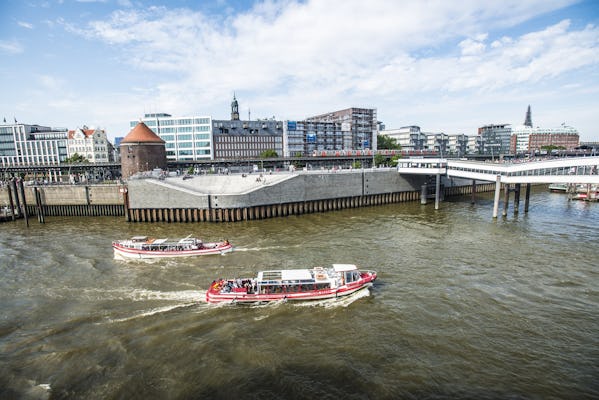 2-hour Guided Boat Tour of Hamburg Harbor