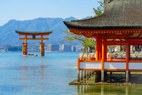 Miyajima Half-Day Trip Historical Walking Tour