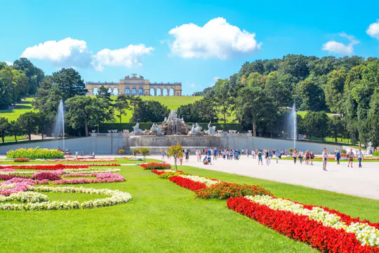 Entrada sem fila com guia para o Palácio e Jardins de Schonbrunn