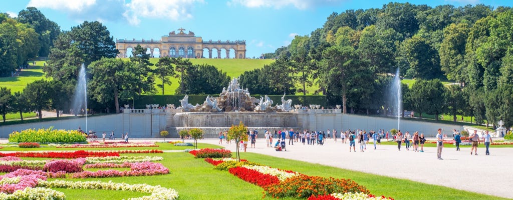 Einlass ohne Anstehen mit Führer zum Schloss Schönbrunn und den Gärten