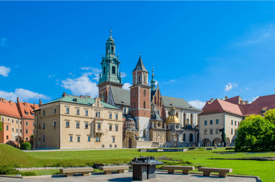 Zwiedzanie z polskim przewodnikiem po największych wystawach Zamku Wawelskiego