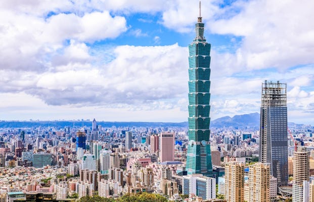 8-hour Customized Taipei City Exploration with Private Car