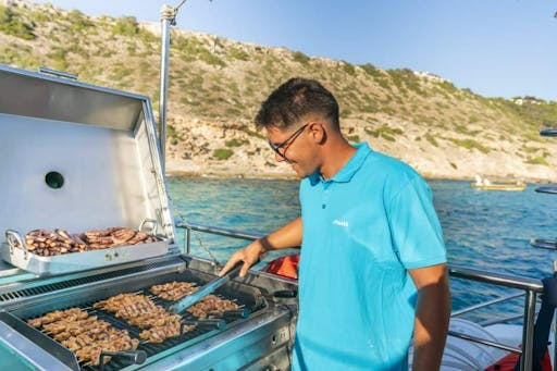 Palma Catamaran Tours by Life & Sea