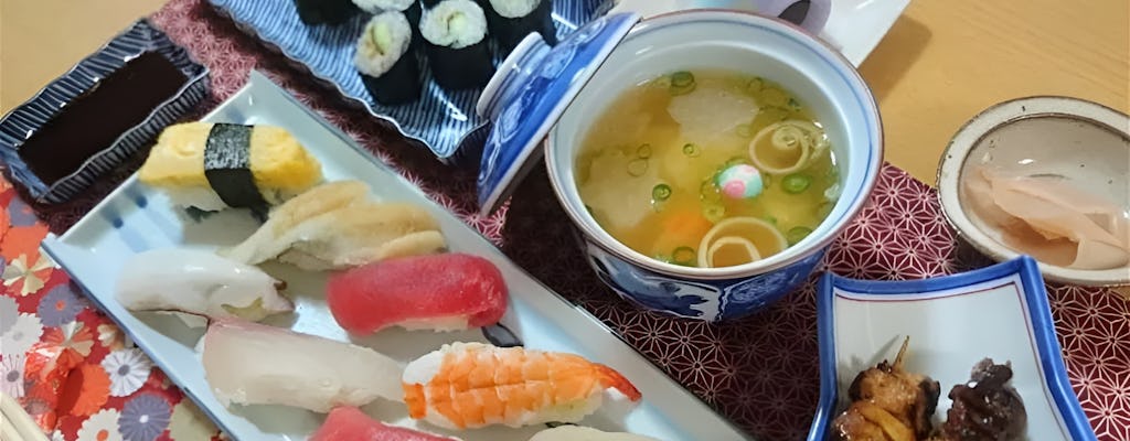 2,5-stündiger Unterricht in traditioneller Sushi-Zubereitung in Osaka
