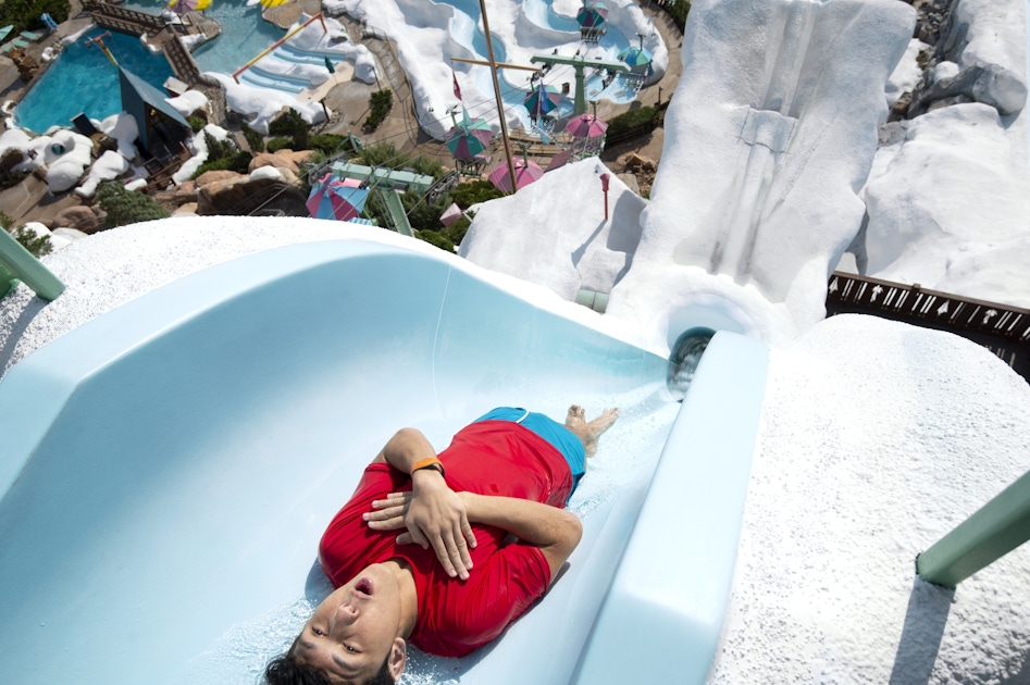 disney world water park after hours