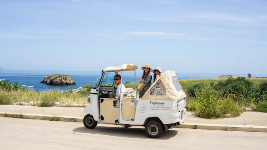 Private Tuk-Tuk Tour in Polignano a Mare
