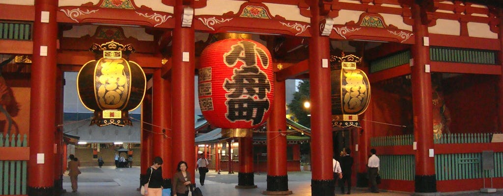Guided food tour for families in Tokyo's Asakusa