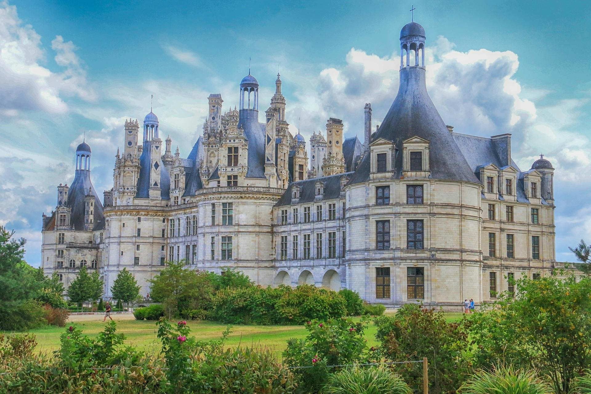 Tour privado pelos castelos de Chenonceau e Chambord com degustação de vinhos