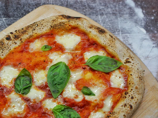 Hands-on pizza and gelato cooking class overlooking Positano