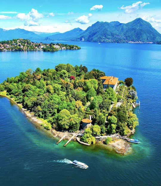 Isola Madre hop-on hop-off tour from Stresa