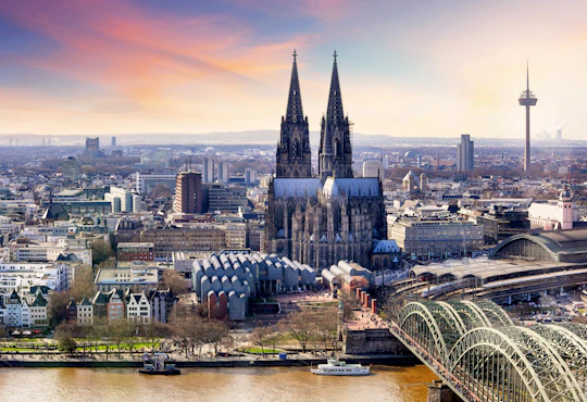 Self-guided e-scavenger hunt in Cologne