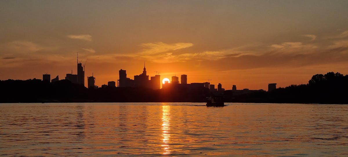Crociera al tramonto sul fiume Vistola con drink di benvenuto