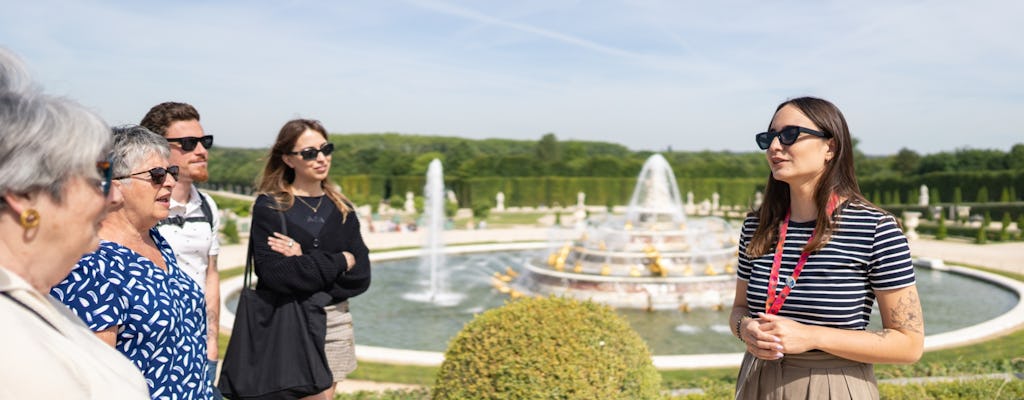Excursión de medio día por el palacio y los jardines de Versalles con entrada sin colas