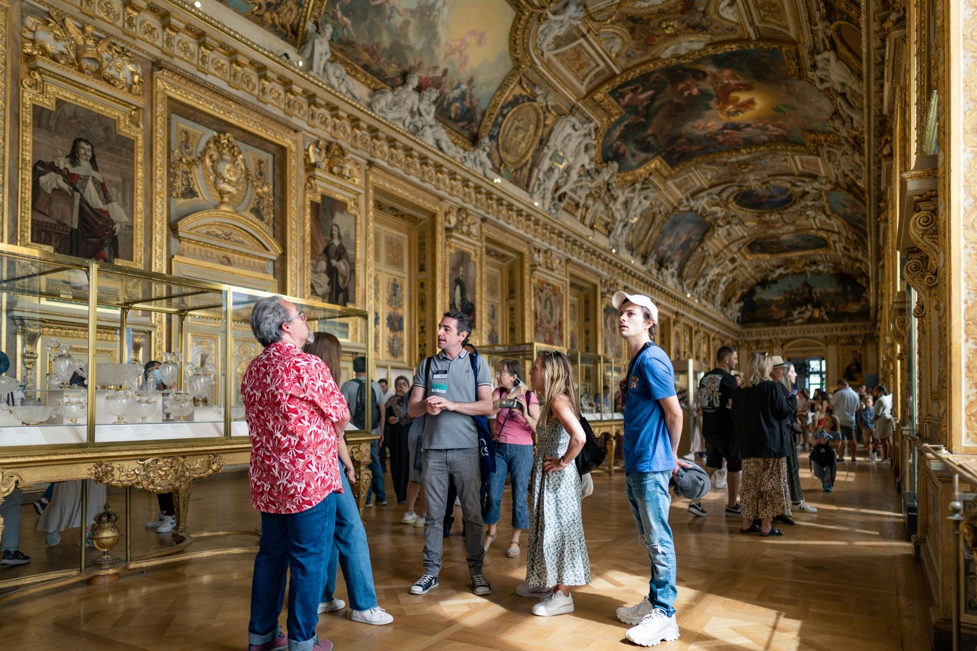 Imperdível tour guiado de 1 hora e meia do Museu do Louvre