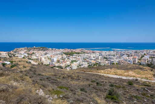 Knossos Palace, Rethymnon and Heraklion Tour