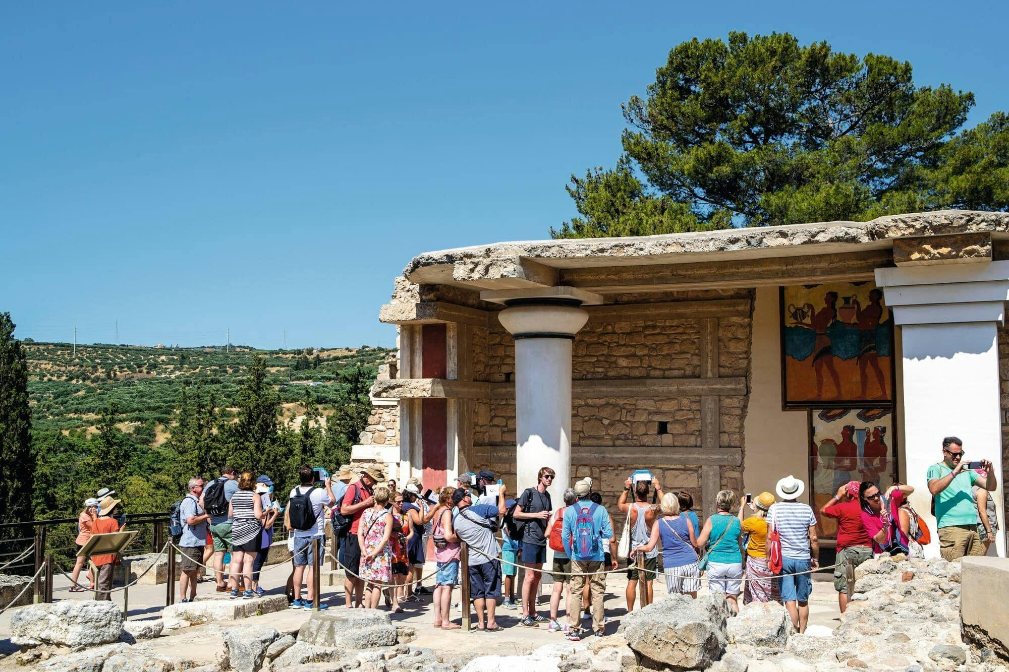 Knossos Palace, Rethymnon and Heraklion Tour