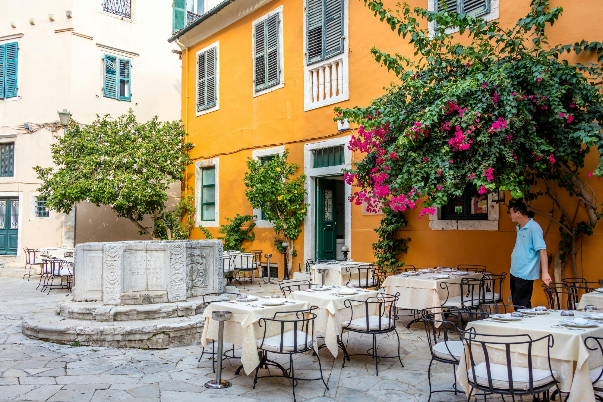 Corfu Old Town Guided Tour with Casa Parlante Museum