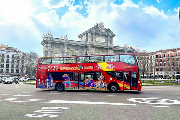 24- oder 48-stündige Hop-on-Hop-off-Bustour durch Madrid