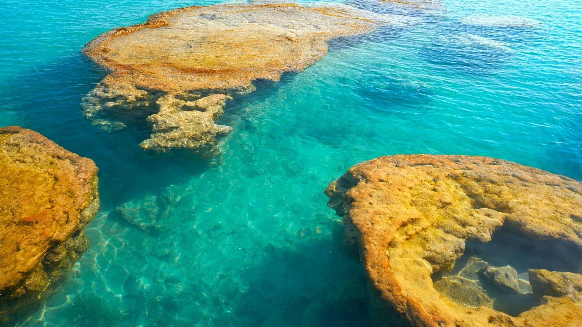 Bacalar Lagoon of Seven Colours