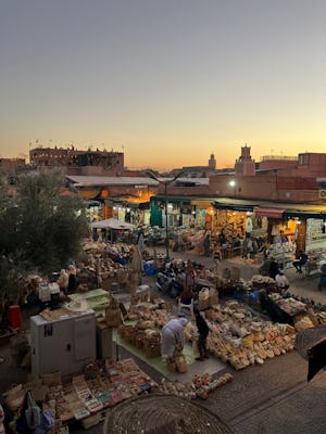 Affascinante tour privato di 9 giorni in Marocco da Marrakech