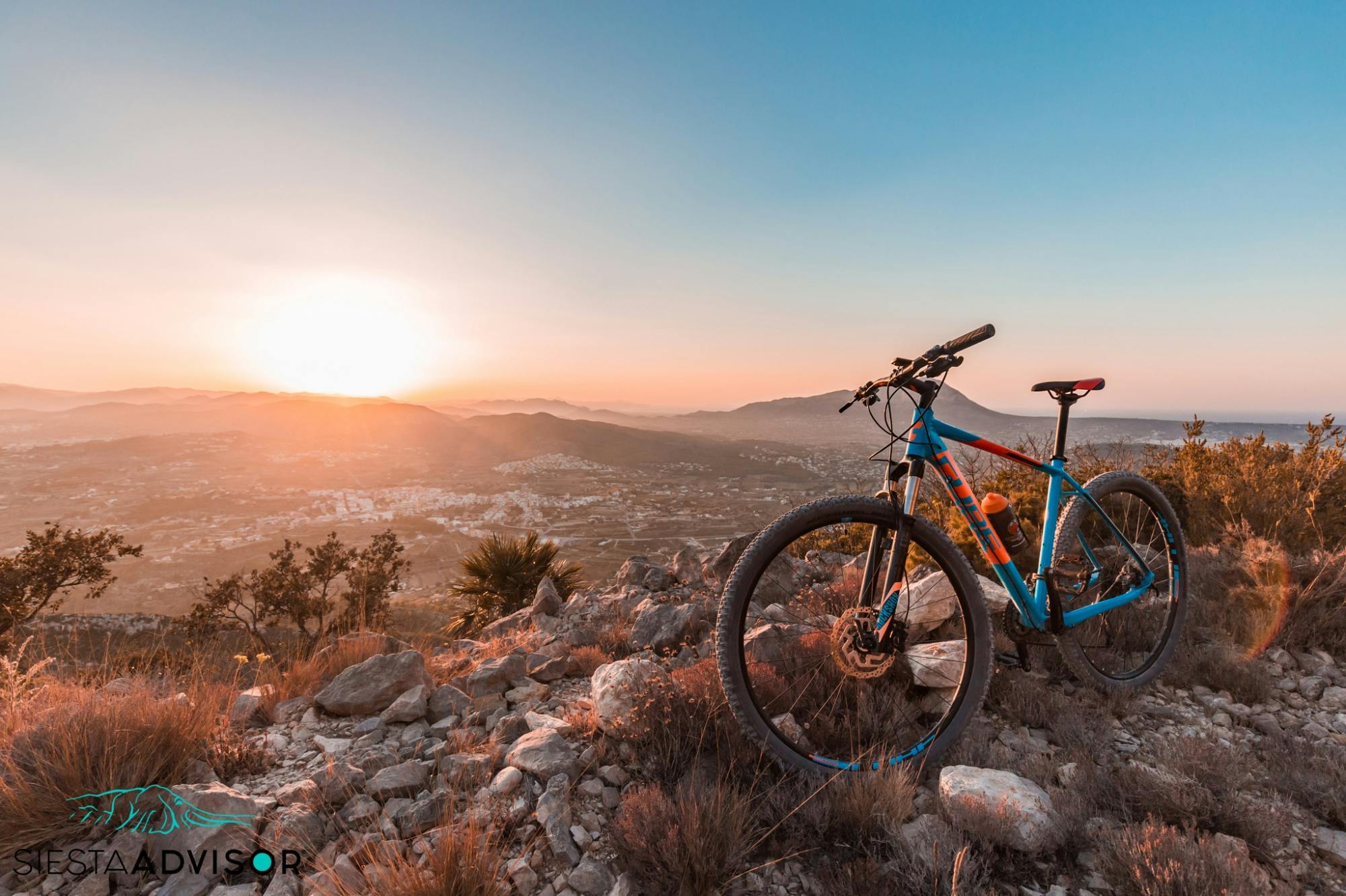 Aventura en bicicleta eléctrica para descubrir Jávea