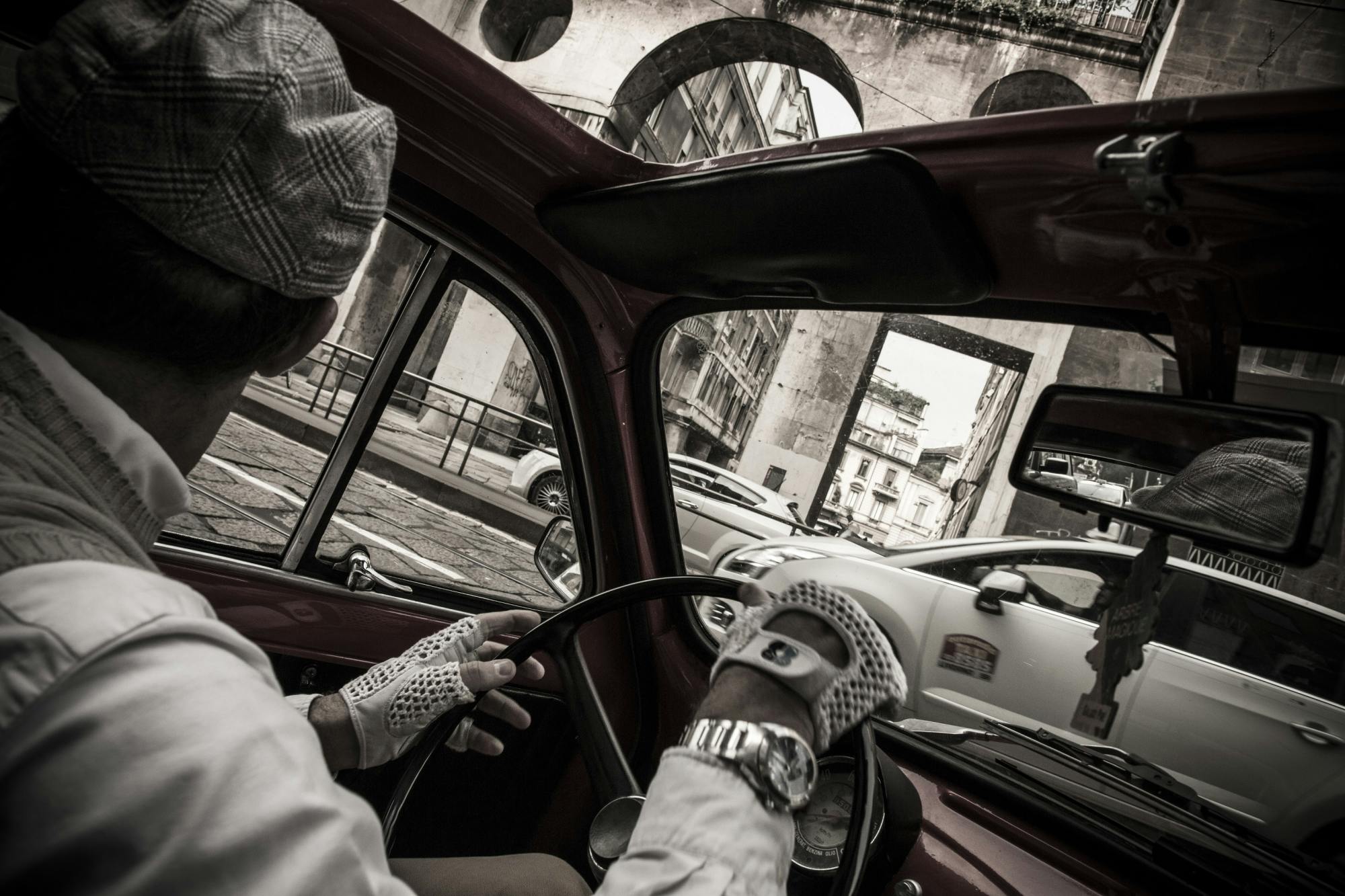 Milán destaca el recorrido privado de 30 minutos en un auto antiguo