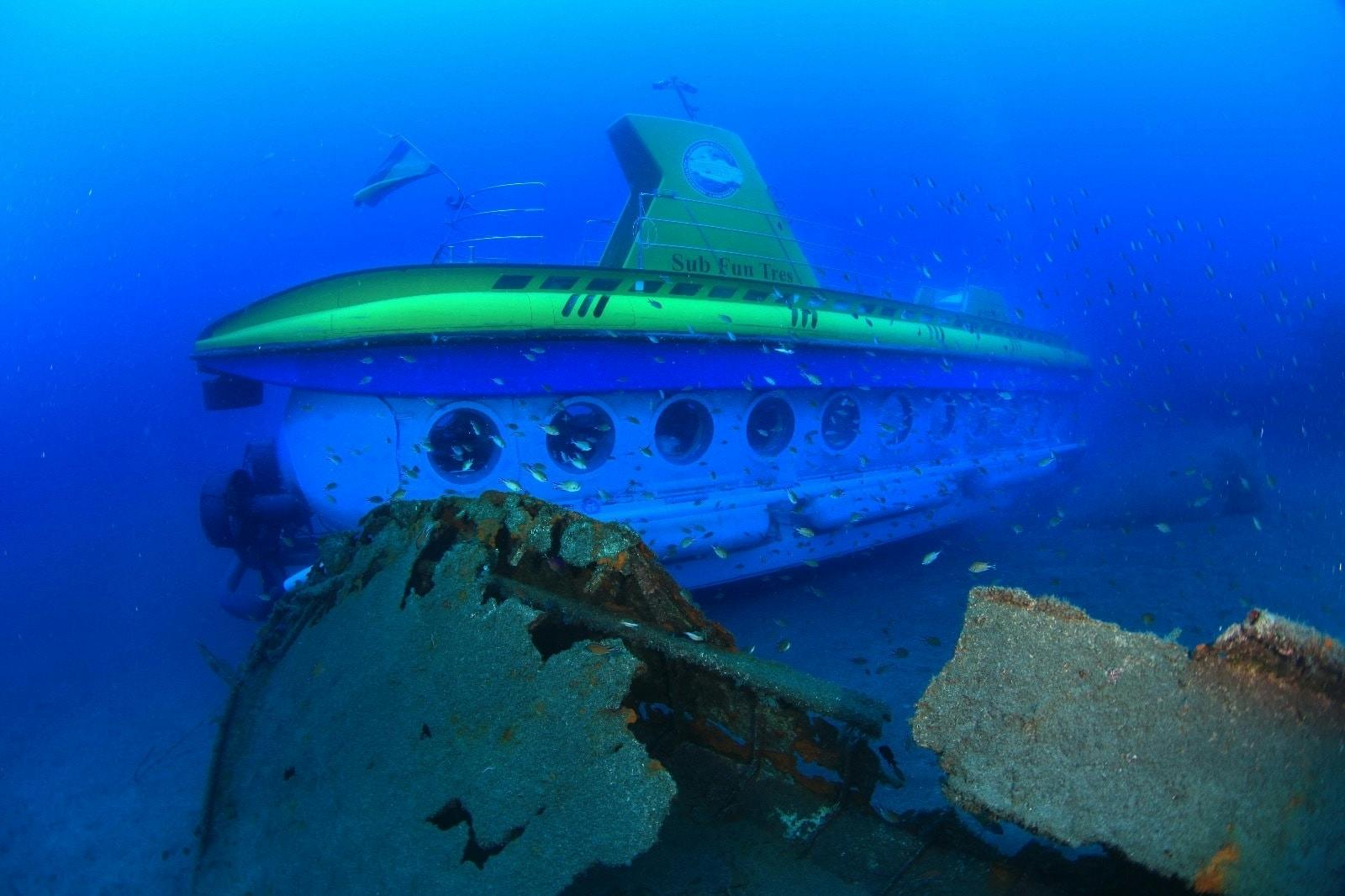 Explore Lanzarote - Submarine Safari and Puerto del Carmen