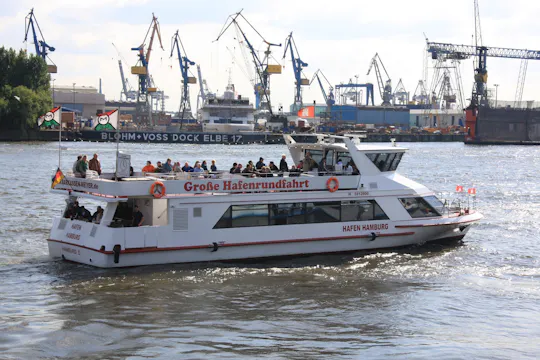 Passeio de barco guiado de 1 hora pelo porto de Hamburgo