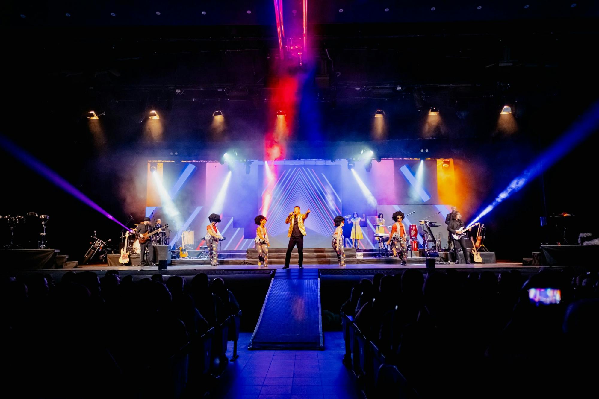 Spectacle d'histoire musicale de Tenerife avec des artistes de renom