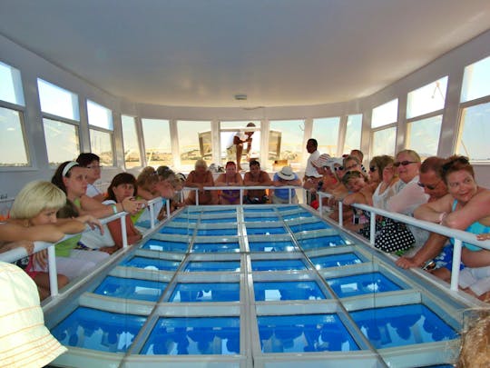 Tour in barca con fondo di vetro da Sharm El Sheikh