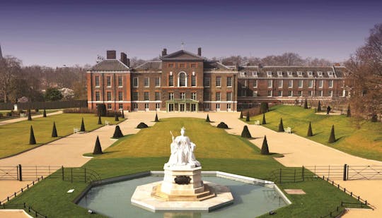 Kensington Palace and Westminster Walking Guided Tour